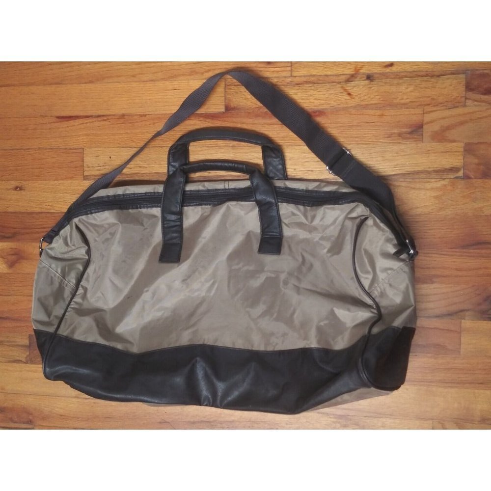 Calvin Klein Duffle Duffel Bag beige brown Weekend Gym Flight Travel 21.5" EUC